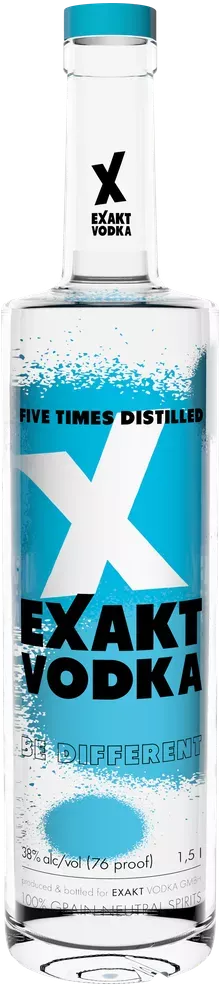 Eine 1,5 Liter Flasche Exakt Vodka mit einem blau-weißen Etikett