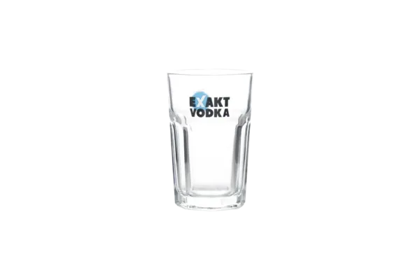 Ein Exakt-Vodka-Longdrinkglas.